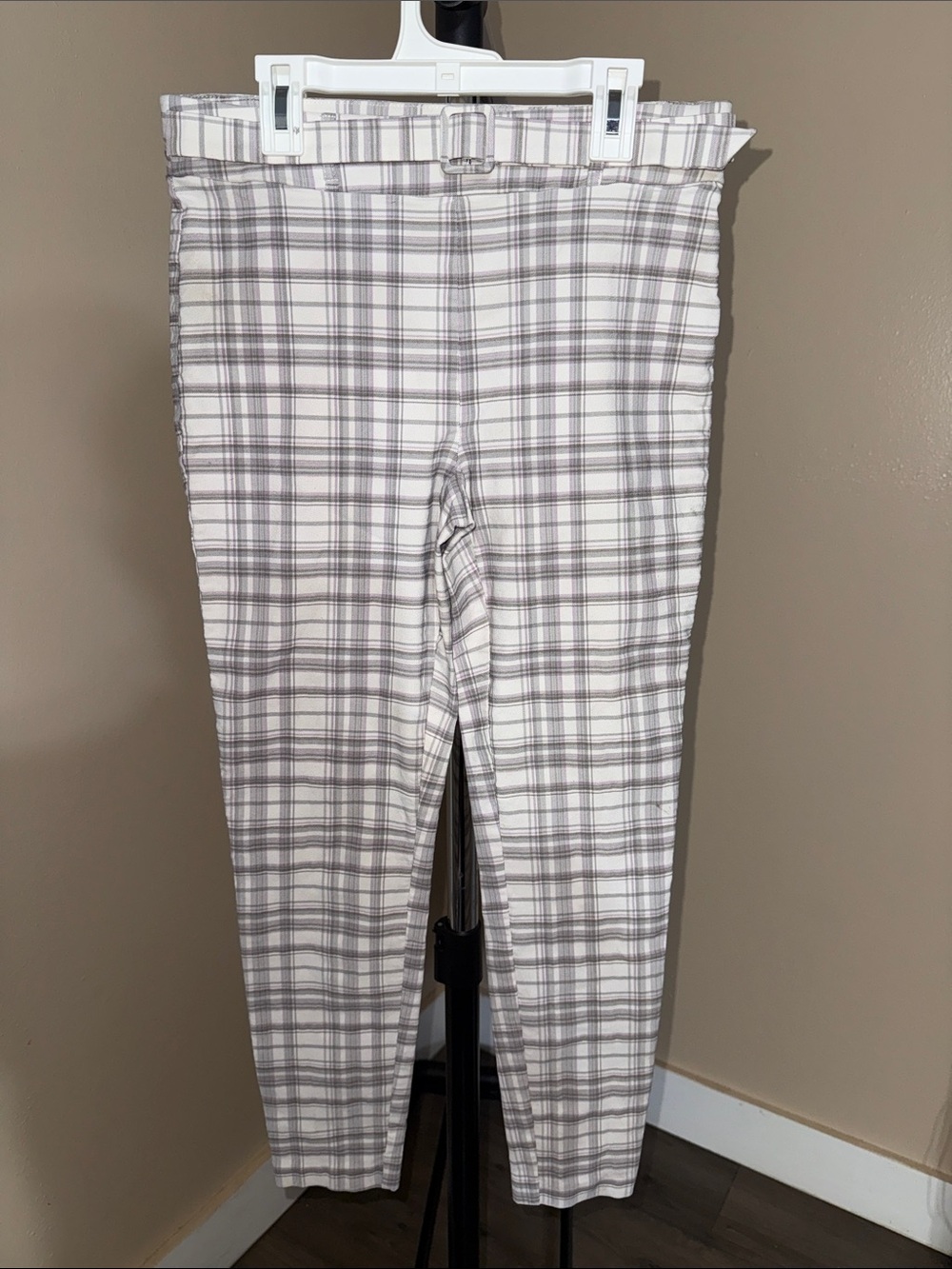 Paperbag Waist Plaid Trousers in Cream and Gray